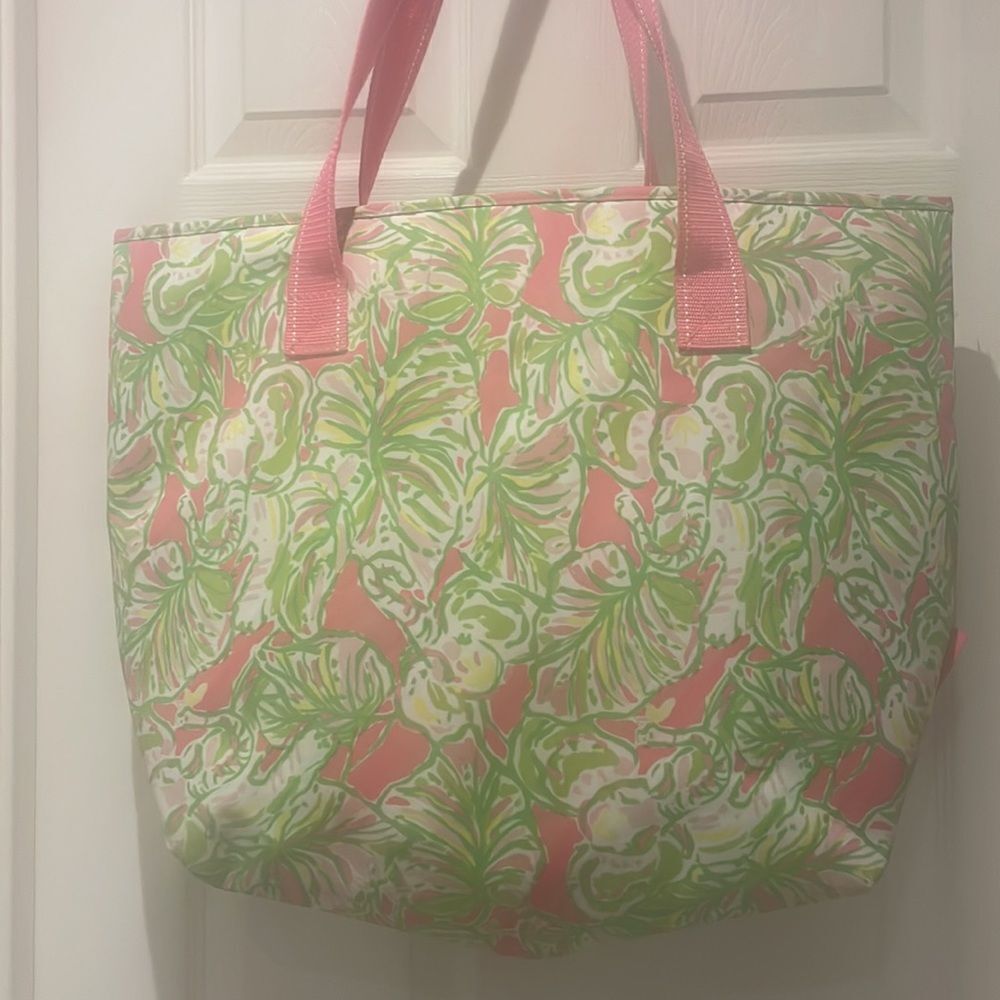 Lilly Pulitzer beach bag cooler with handles tropical print lime green and pink